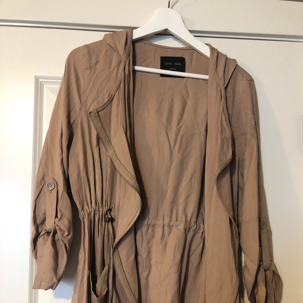Lightweight jacket - Picture 4 of 8